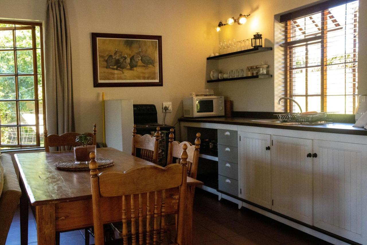 Zebra Cottage And Lodge Stellenbosch Extérieur photo