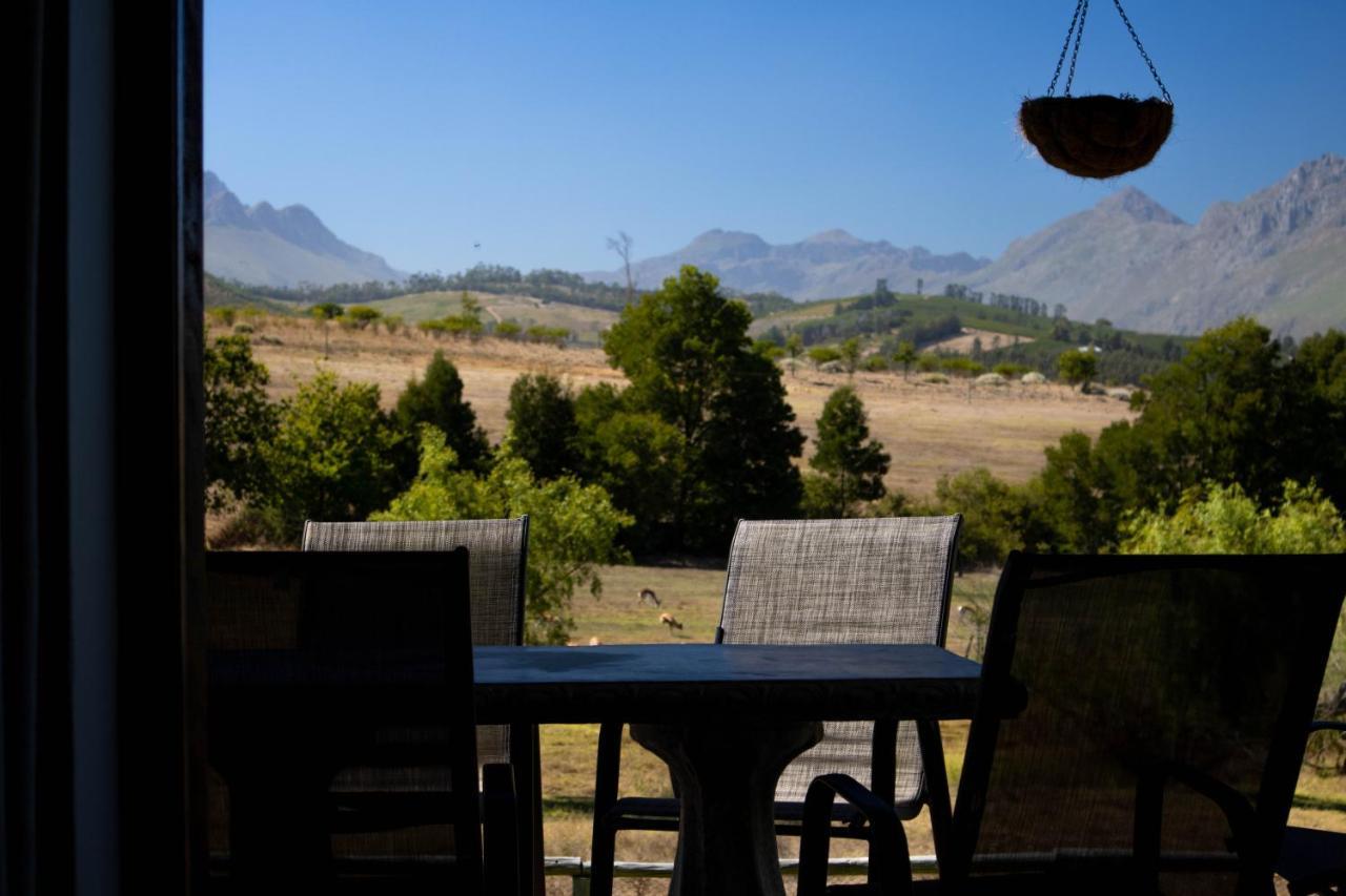 Zebra Cottage And Lodge Stellenbosch Extérieur photo