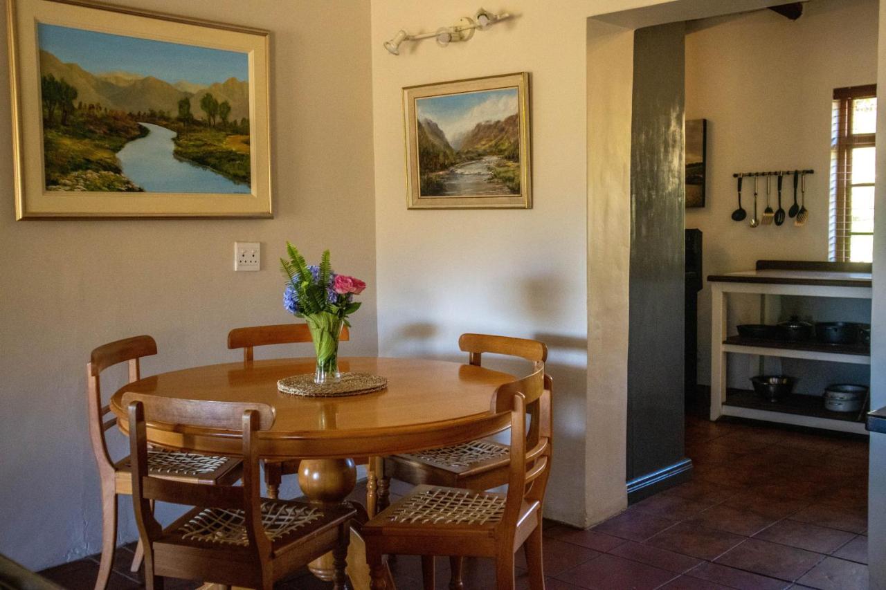 Zebra Cottage And Lodge Stellenbosch Extérieur photo